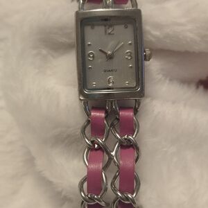 NWOT Fushia & Metal Watch Featuring Unique Band (needs battery)